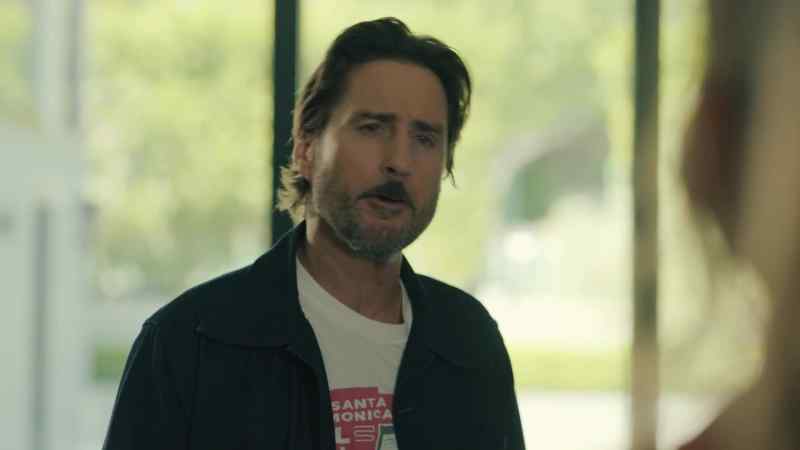 You, uh... surprised to see your dead brother, Luann?