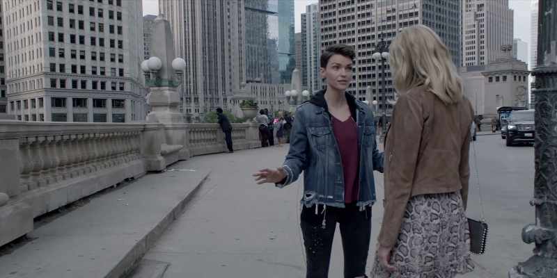 You wanna be my date? - Maybe