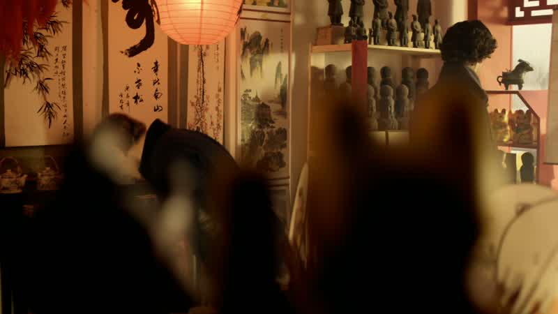 You want...lucky cat?