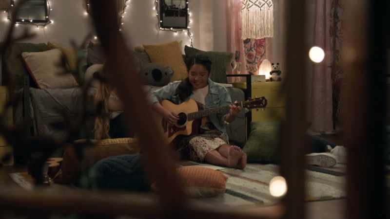 �� You write with your left hand But you drink with your right hand ♪