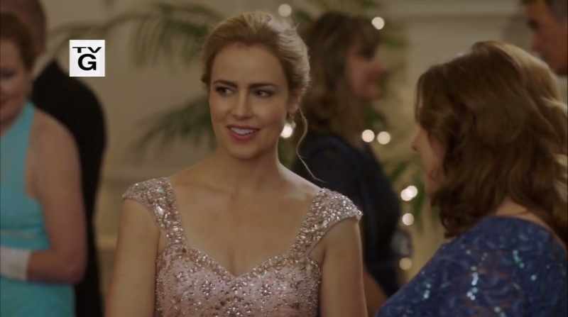 Your aunt always openedthe gala with a few words