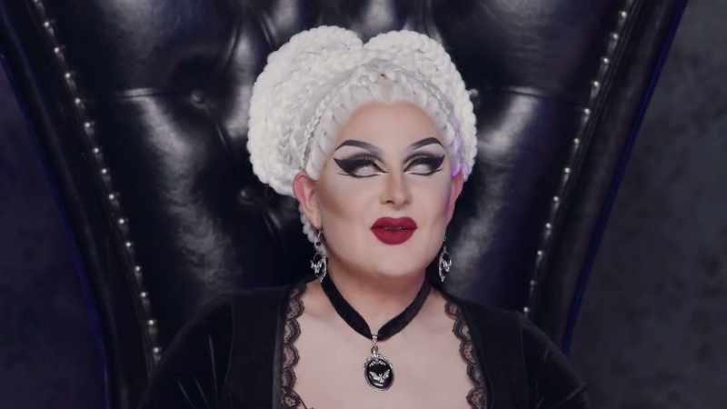 Your prom look was so beautiful