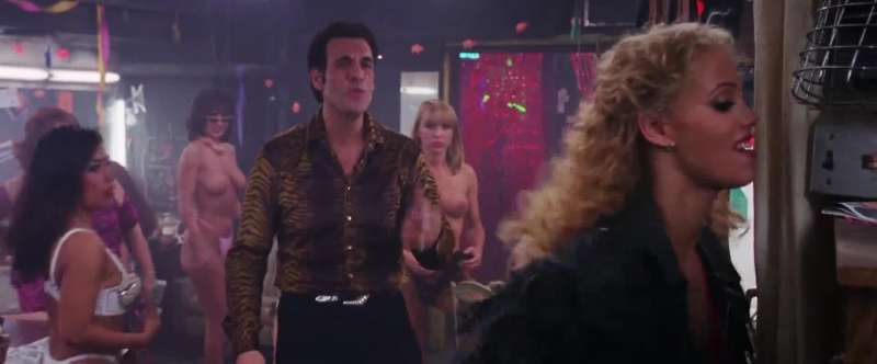 You're a fucking stripper Don't you get it