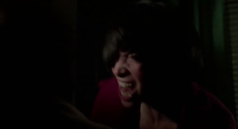 You're busted WhatYou're not a virginYou let a man take down your pantsShe's bustedI can't haul meat no more