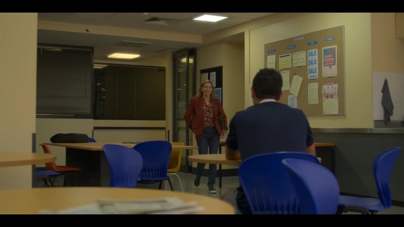 You're here early. -Yeah. So are you