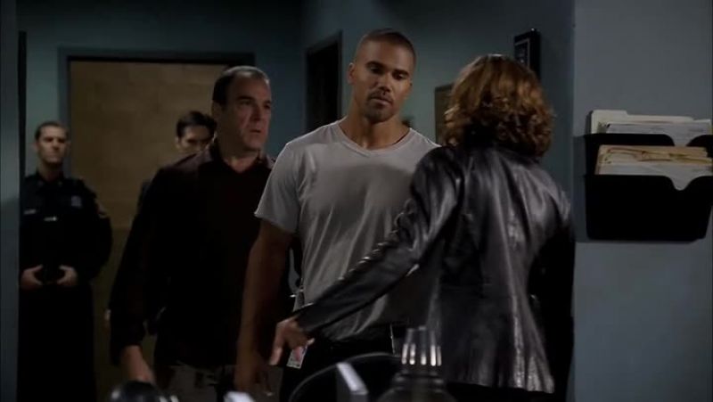 You're letting him walk? - Back off, Elle