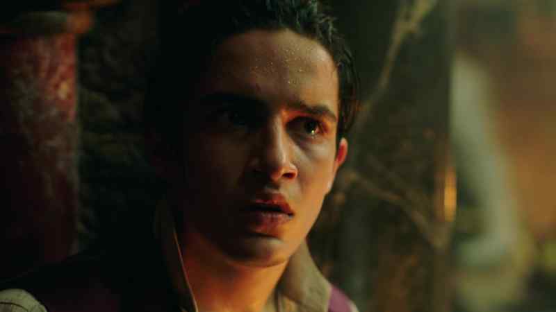 You're looking for Azra, too?
