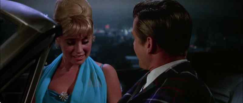 YOU'RE... NOT BAD AT KISSING, EITHER