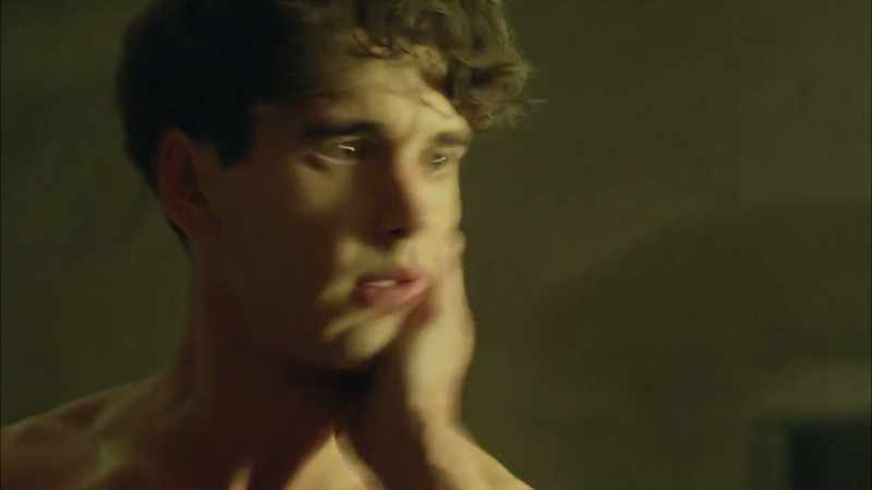You're staying. [ Sighs ]