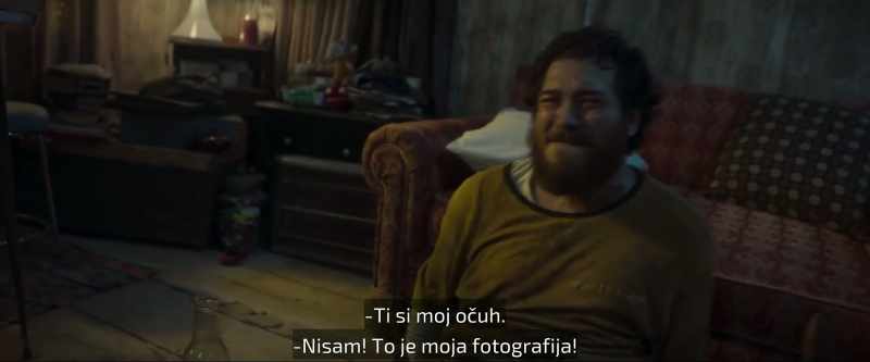 You're my stepfather. -[shouting] I'm not, Ali! That's my photo!