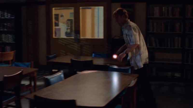 You're wasting your time, Dawson. -lt's got to be here somewhere