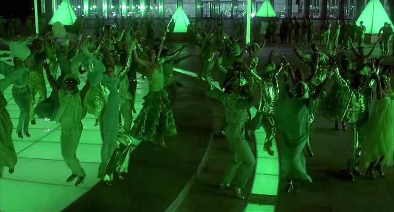You've got to be seen green