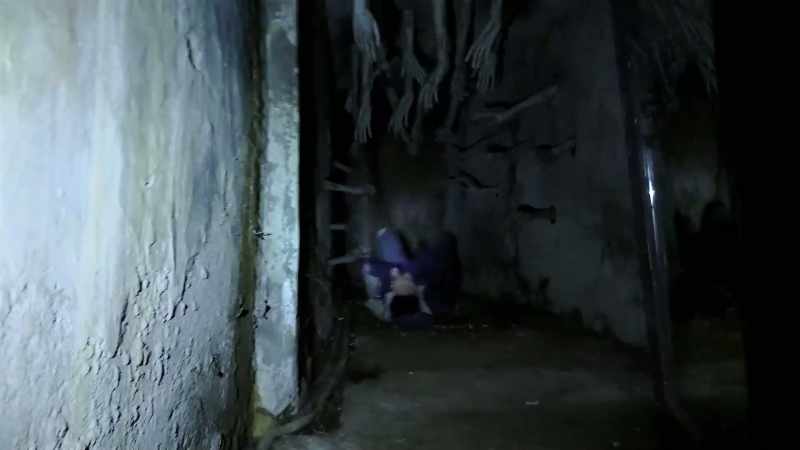 [Yuan screams] - [glass breaking]