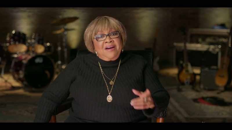 Yvonne said, ♪ Ev-e-ry day, ev-e-ry hour