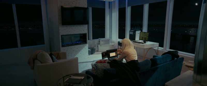 Zade is way too impressed with himself to be that basic