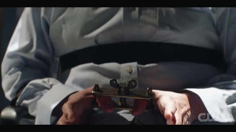 ZHILAN: A RATHER UNASSUMING TORTURE DEVICE--THUMBSCREWS